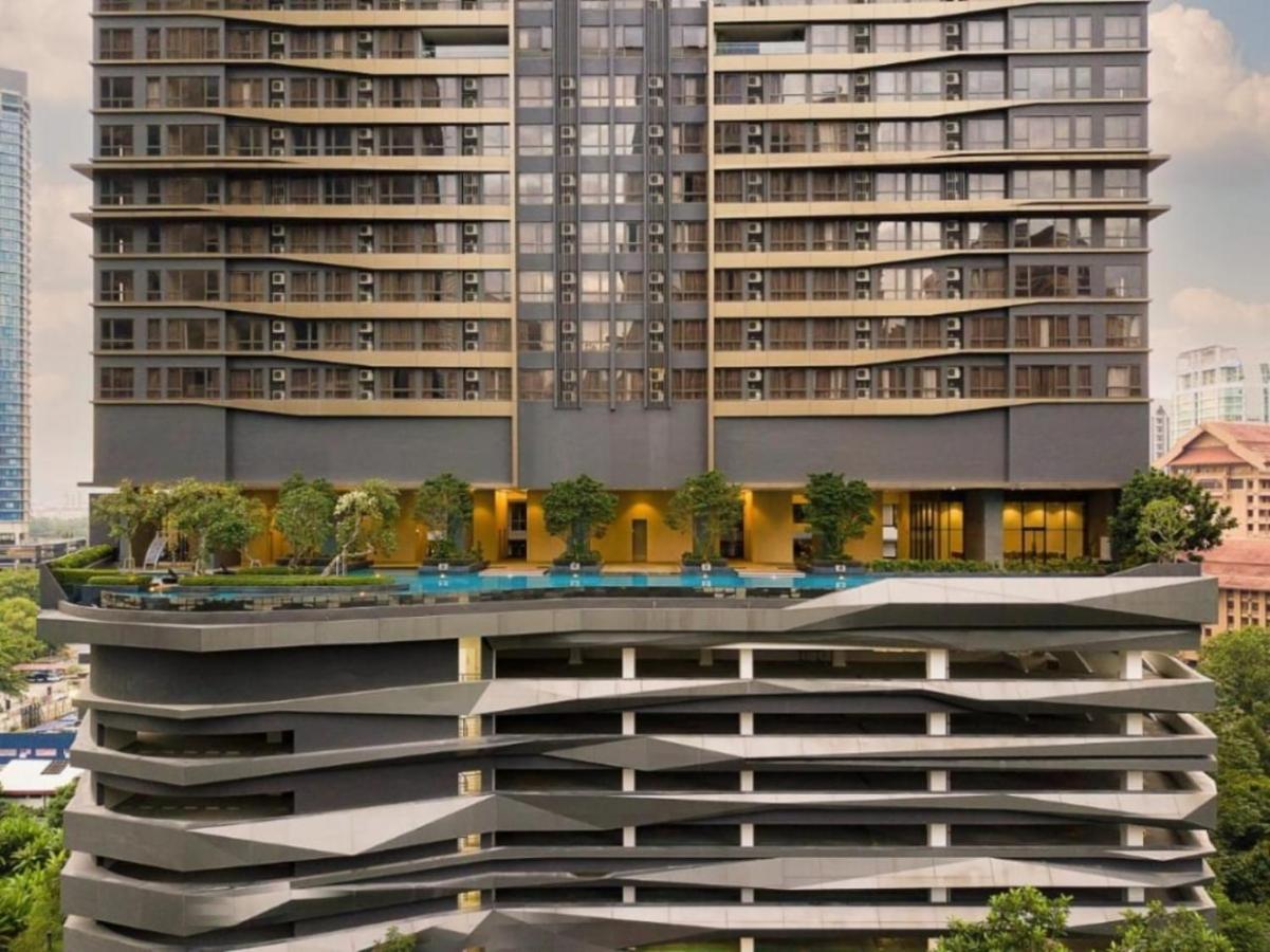 8 Kia Peng Suites Klcc By Luna Куала Лумпур Екстериор снимка